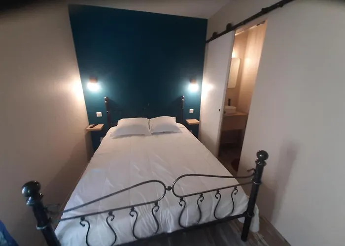 3 T2 Cosy De 40 à 50 M2 Idéal Pour Un Déplacement Pro  Les Iris Appartement Bourg-Saint-Andéol